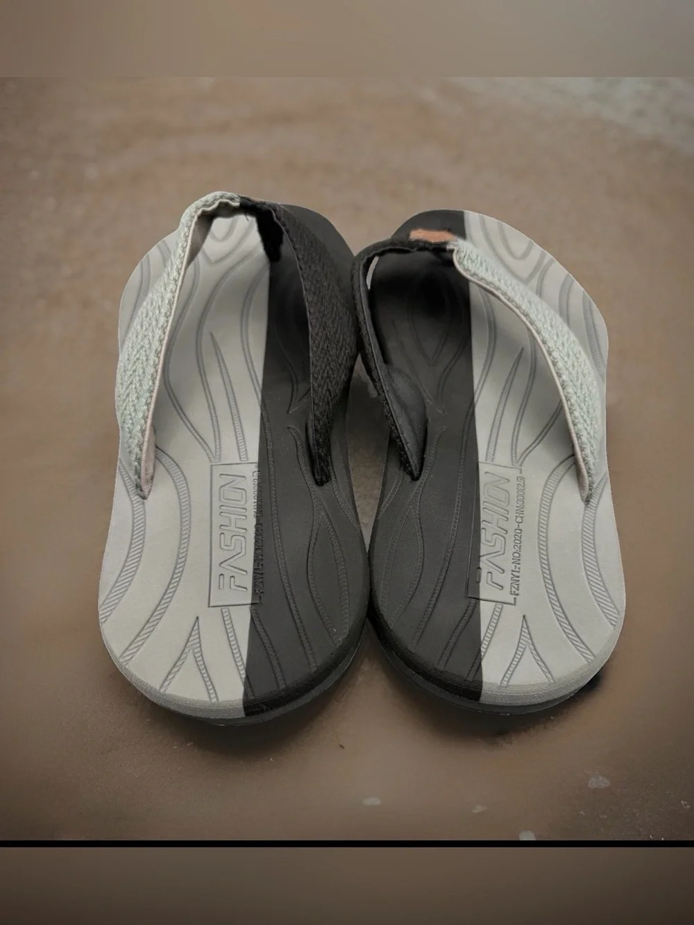 Mens Flip Flops Sandals Size 12 Gray Black Casual Thong Slides